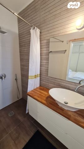 גג/ פנטהאוז, אליהו פרומצ'נקו, דרום, צפת