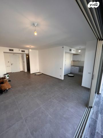 דירה, הרב קוקיס 12, בת ים