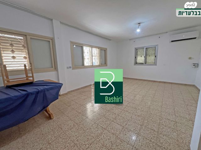 דו משפחתי, הנשיא, קרית שמונה