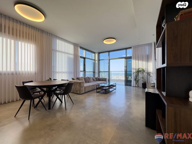 גג/ פנטהאוז, שדרות קדש 12, ברנע, אשקלון