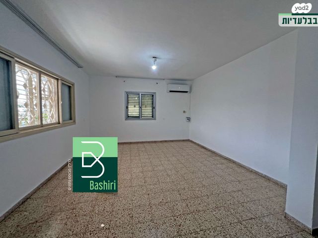 דו משפחתי, הנשיא, קרית שמונה