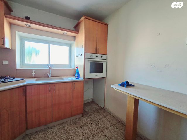 בית פרטי/ קוטג', כ"ט בנובמבר, בית אליעזר, חדרה