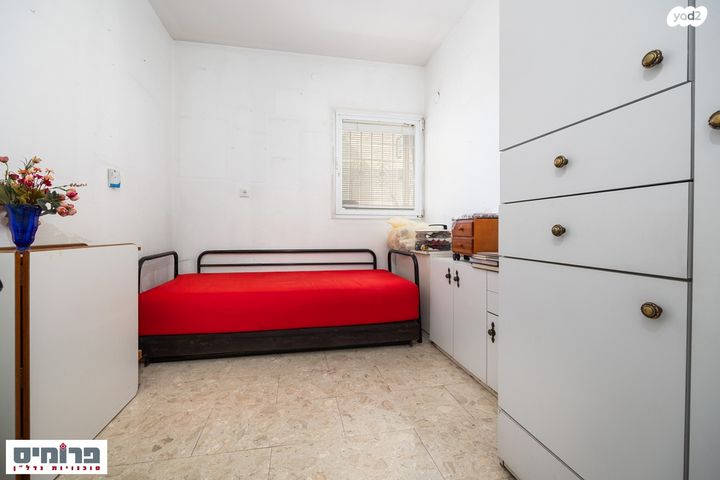 דירה, בן ציון דינור, בית הכרם, רמת בית הכרם, ירושלים