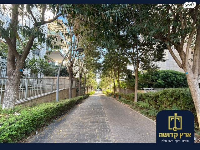 דירה, לאה וישראל אנצ'יקובסקי, כפר סבא הירוקה, כפר סבא