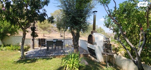 בית פרטי/ קוטג', אורנית