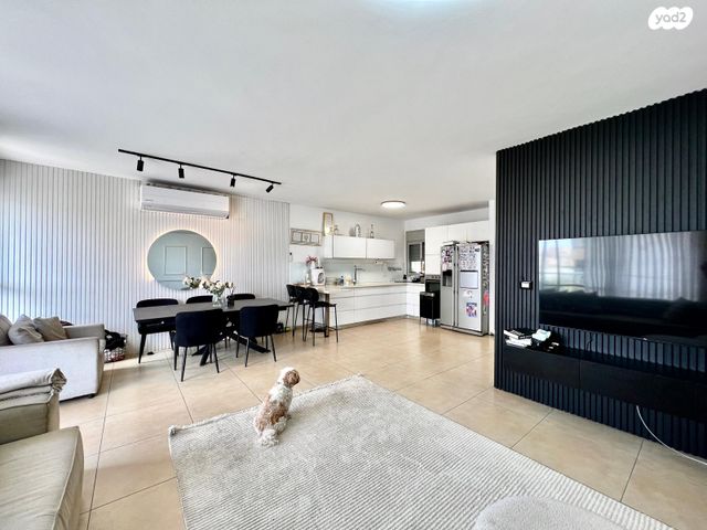 דירה, ד"ר אמיל זומרשטיין 20, צפון מערב מרכז העיר, נתניה