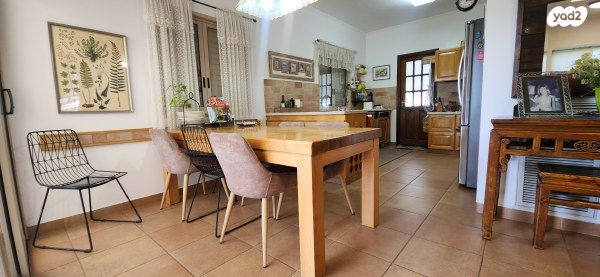 בית פרטי/ קוטג', אורנית