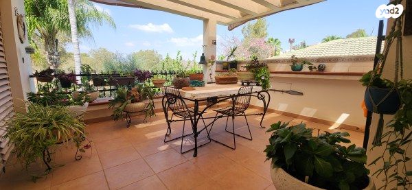 בית פרטי/ קוטג', אורנית