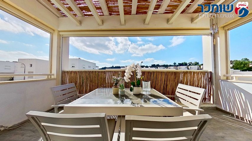 דירת גן, נחל הירמוך, הנחלים, מודיעין מכבים רעות