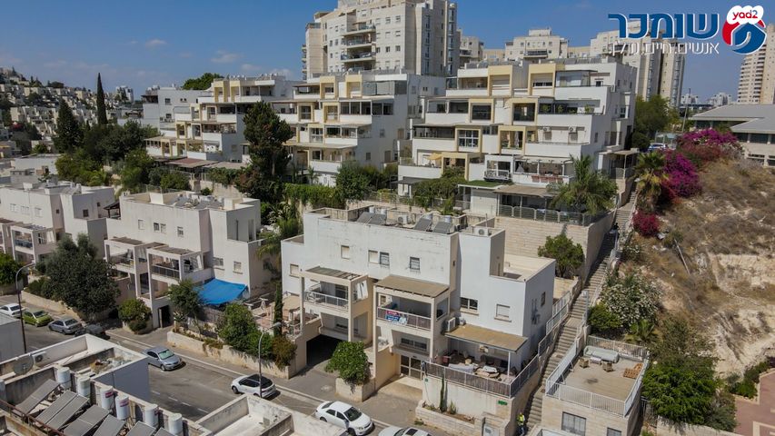 דירת גן, נחל הירמוך, הנחלים, מודיעין מכבים רעות