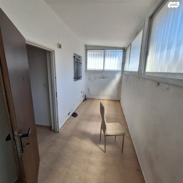 דירת גן, קרית ים