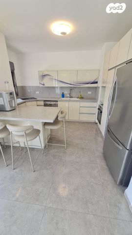 גג/ פנטהאוז, אליהו פרומצ'נקו, דרום, צפת