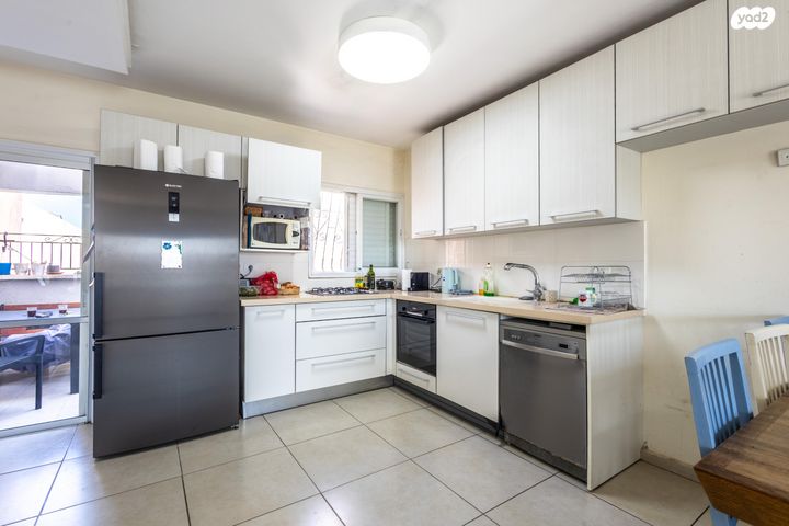 דופלקס, כפר סבא