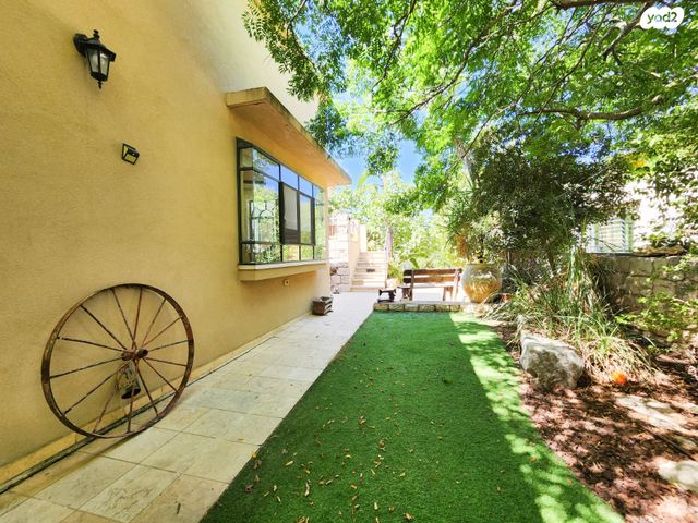 בית פרטי/ קוטג', כפר ורדים