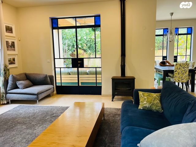 בית פרטי/ קוטג', בנה ביתך, קדימה צורן