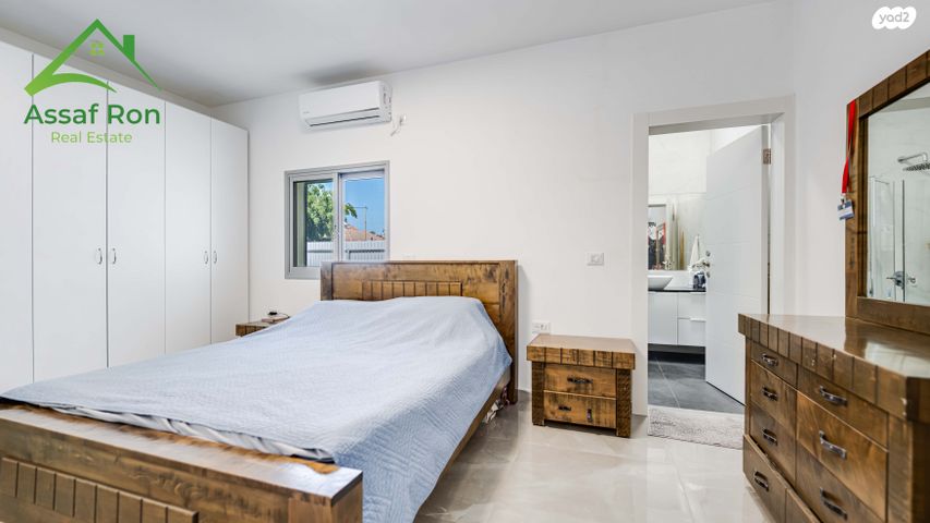 דו משפחתי, הרקפת, שיכוני המזרח, ראשון לציון