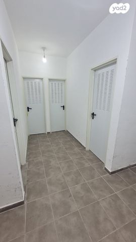 גג/ פנטהאוז, אליהו פרומצ'נקו, דרום, צפת