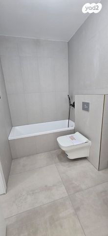 גג/ פנטהאוז, סוקולוב, רוטשילד עצמאות, בת ים