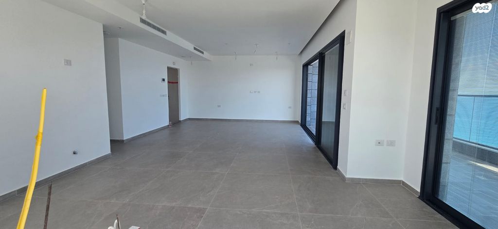 גג/ פנטהאוז, סוקולוב, רוטשילד עצמאות, בת ים