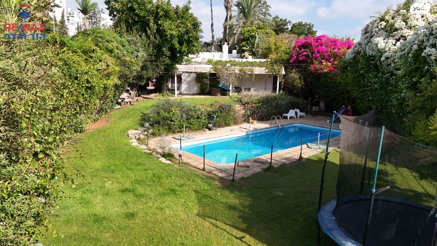 בית פרטי/ קוטג', הוד השרון