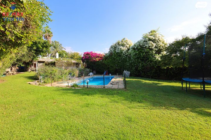 בית פרטי/ קוטג', הוד השרון