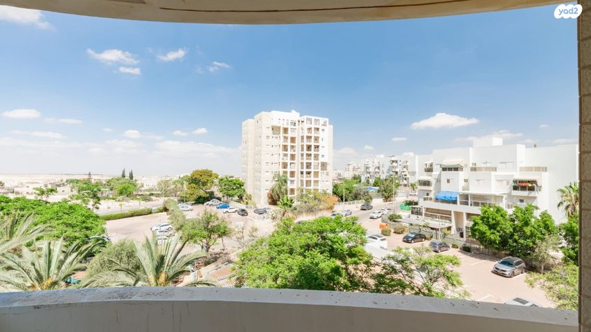 דירה, מאיר גרוסמן, נווה זאב, נאות אילן, באר שבע