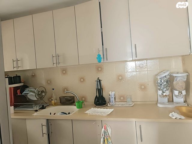 דירה, הדרור, נאות בן גוריון, יבנה