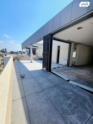 גג/ פנטהאוז