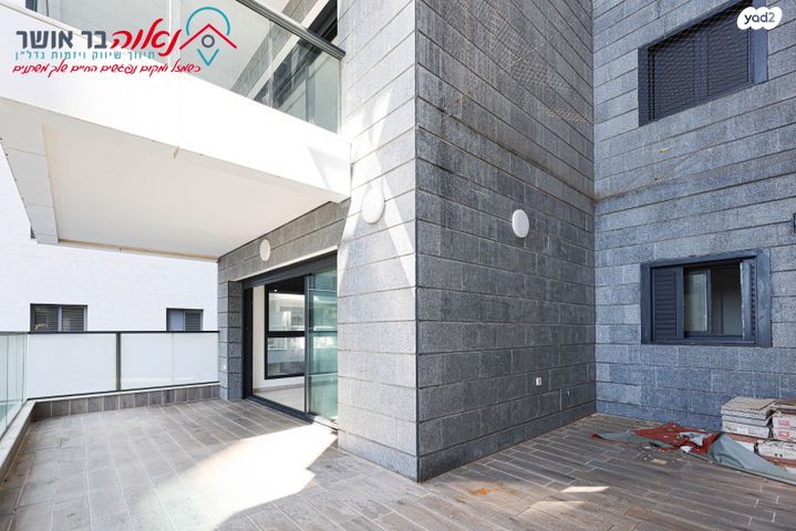 דירת גן, סוקולוב 12, רוטשילד עצמאות, בת ים