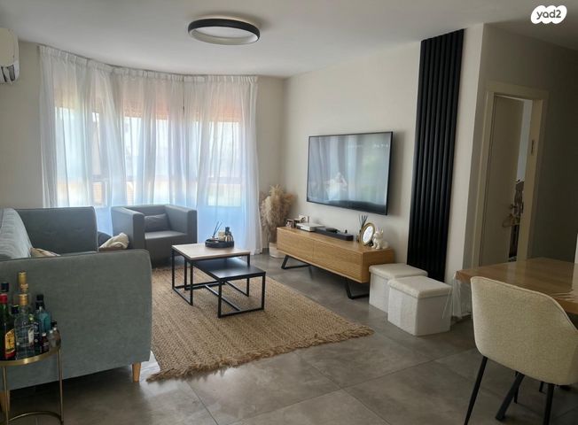 דירה, כרמיאל