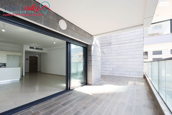 דירת גן, סוקולוב 12, רוטשילד עצמאות, בת ים