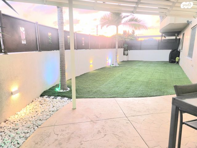 דו משפחתי, גן יבנה מערב, גן יבנה