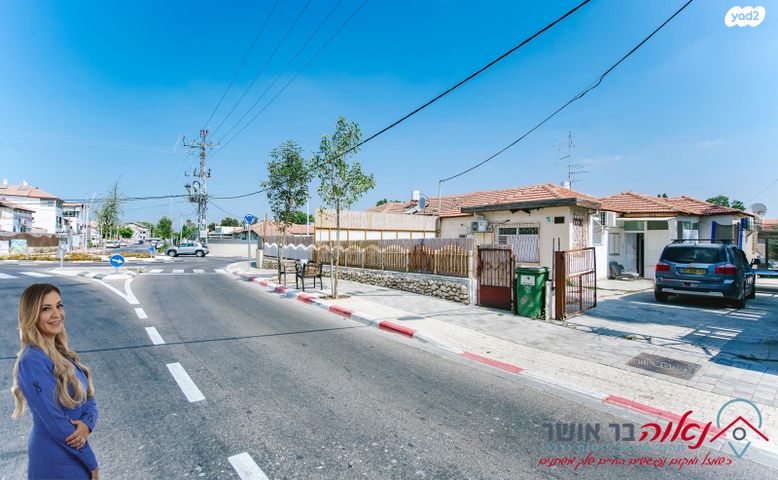 מגרשים, טרומפלדור, בית דגן, בית דגן