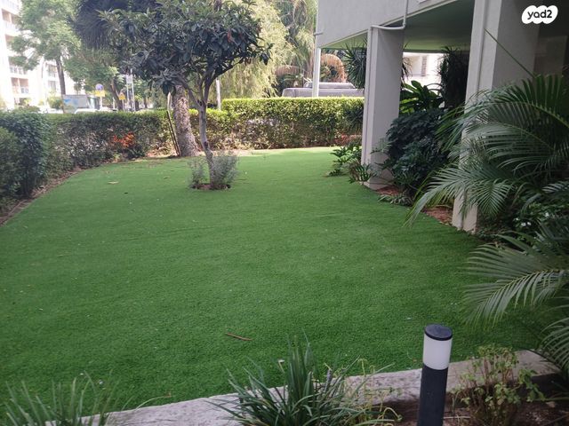 דירה, שברץ, לסטר/רבוצקי, רעננה