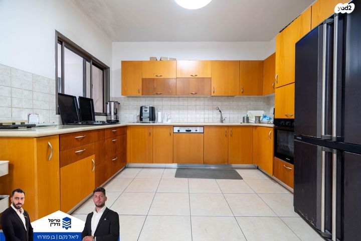 דירת גן, אליהו בן חור, הדר המושבות החדשה / אם המושבות החדשה, פתח תקווה