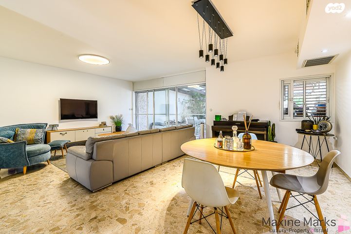 דו משפחתי, הנורית, רמת פולג, נתניה