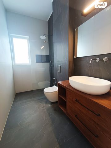 בית פרטי/ קוטג', קדימה צורן