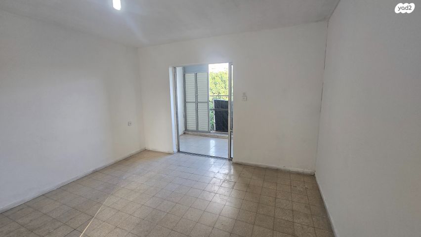 דירה, בית וקאנטרי, גיורא יוספטל, גבעת שמואל