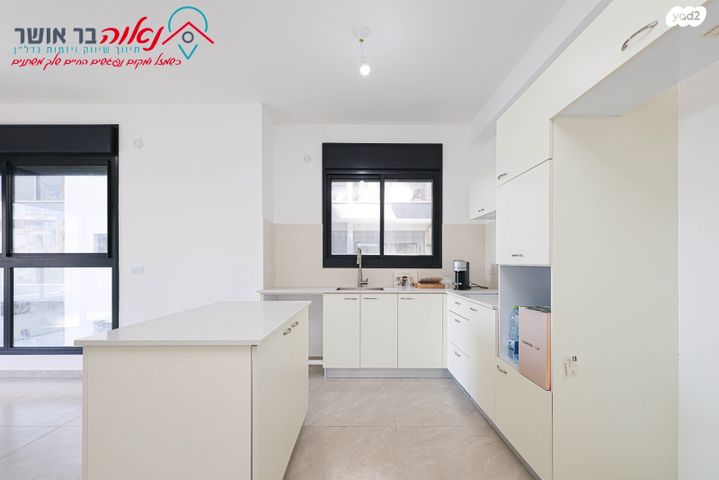 דירת גן, סוקולוב 12, רוטשילד עצמאות, בת ים