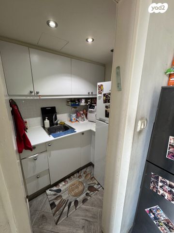 בניין מגורים, יוניצמן 21, תל אביב יפו