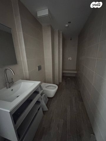 דירה, הרב יצחק ידידיה פרנקל, נווה שאנן, תל אביב יפו