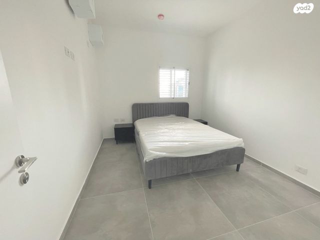 דירה, גרציאני יצחק, גני שרונה, קרית הממשלה, תל אביב יפו