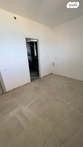 דירה, עין התכלת, נתניה