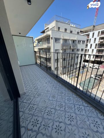 דירה, הרב יצחק ידידיה פרנקל, נווה שאנן, תל אביב יפו