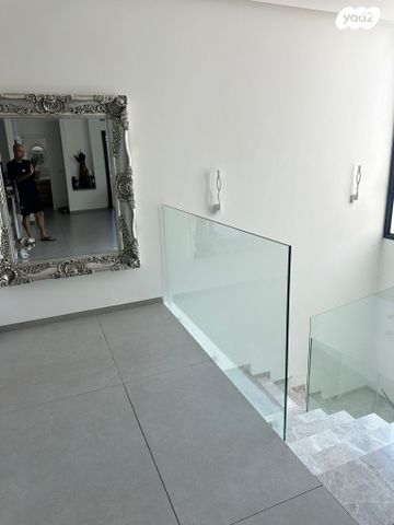 דו משפחתי, הצבעוני, קרית חרושת, קרית טבעון