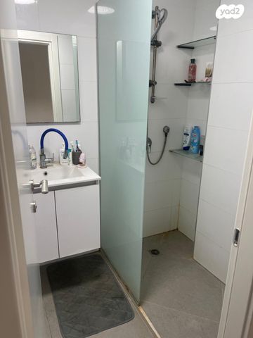 דירה, שרה 1, שער פלמר, תחנת רכבת השמונה, חיפה