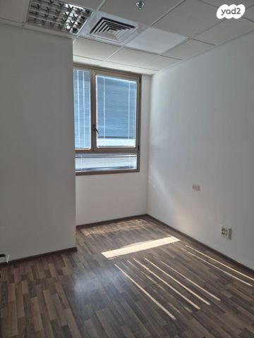 משרדים, נס ציונה