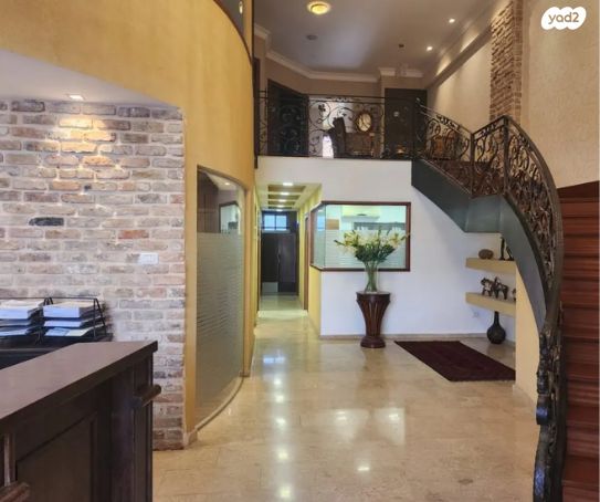 משרדים, ראש העין