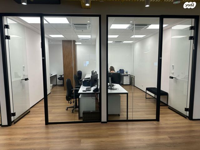 משרדים, אזור תעשיה, יבנה