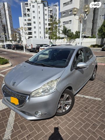 מודעת רכב פיג'ו 208